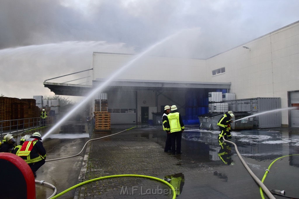 Grossbrand Halle Troisdorf Kriegsdorf Junkersring P174.JPG - Miklos Laubert
